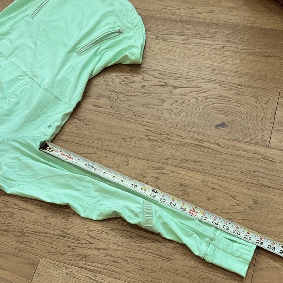 Lululemon Run: Reflect Pullover Mint Moment Size 12 - Picture 15 of 16